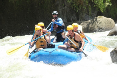 Go Rafting In Costa Rica!