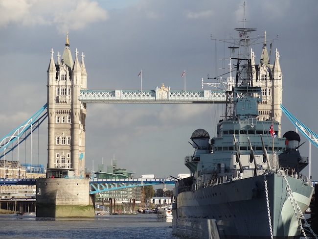 Tower bridge battle ship