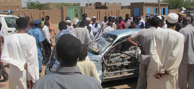 a bus crash in the sudanese desert