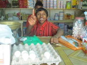 sudanese-shopkeeper-kid-2