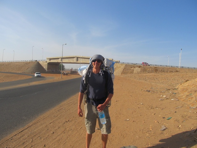 Hitchhiking through the Sudanese desert 
