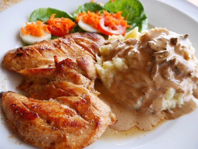 Incredible Belgian style mashed potatoes and gravy.
