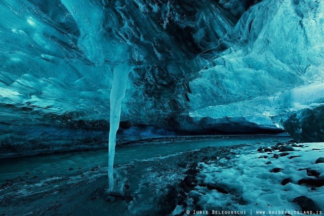 glacier-lagoon-ice-cave-golden-circle-glacier-hiking-3-day-tour-1